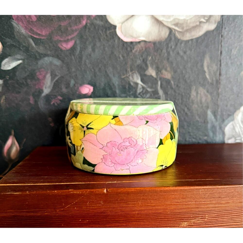 New Anthropologie Lyla Floral Pink Peony & Neroli Tin Candle